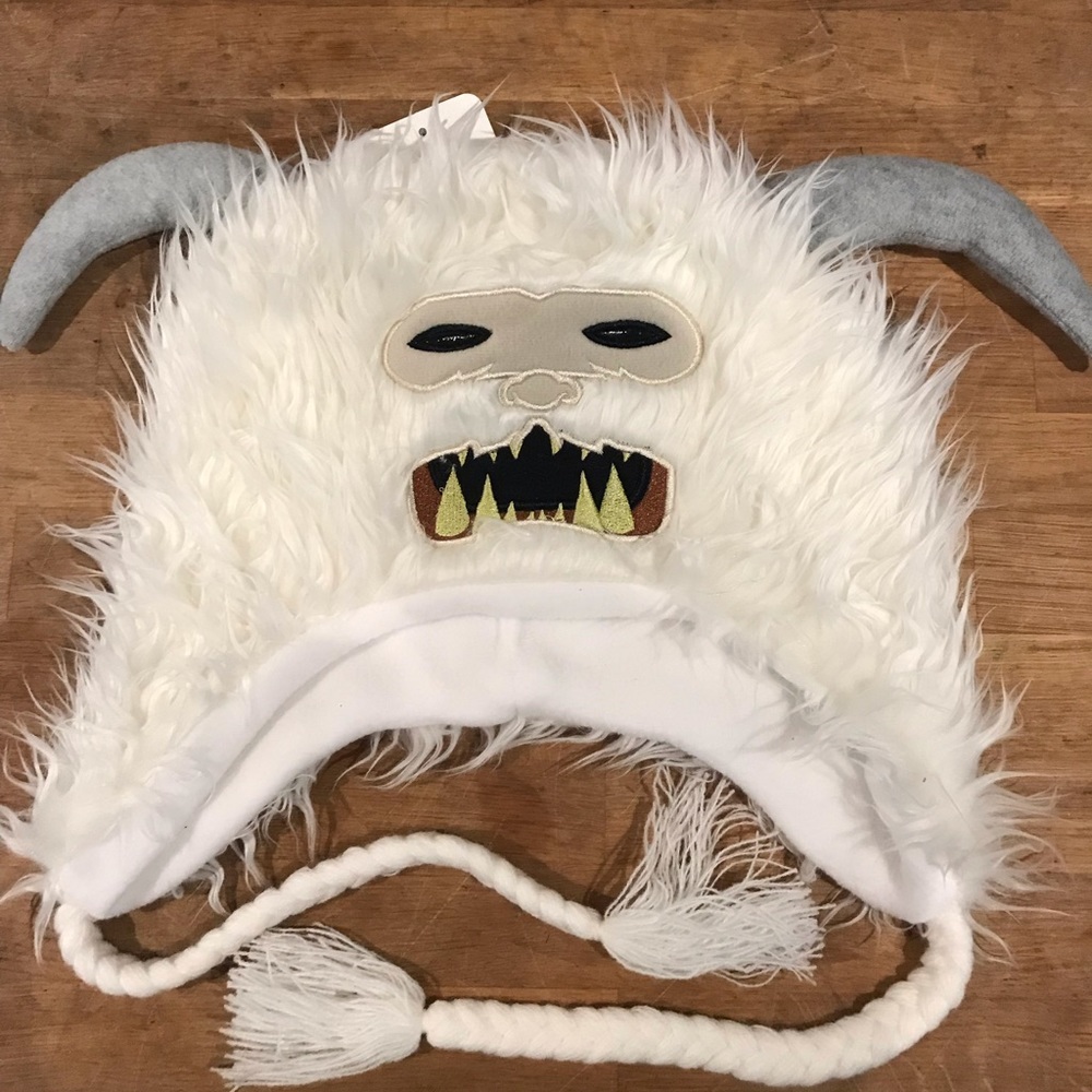 Star Wars Wampa Beanie